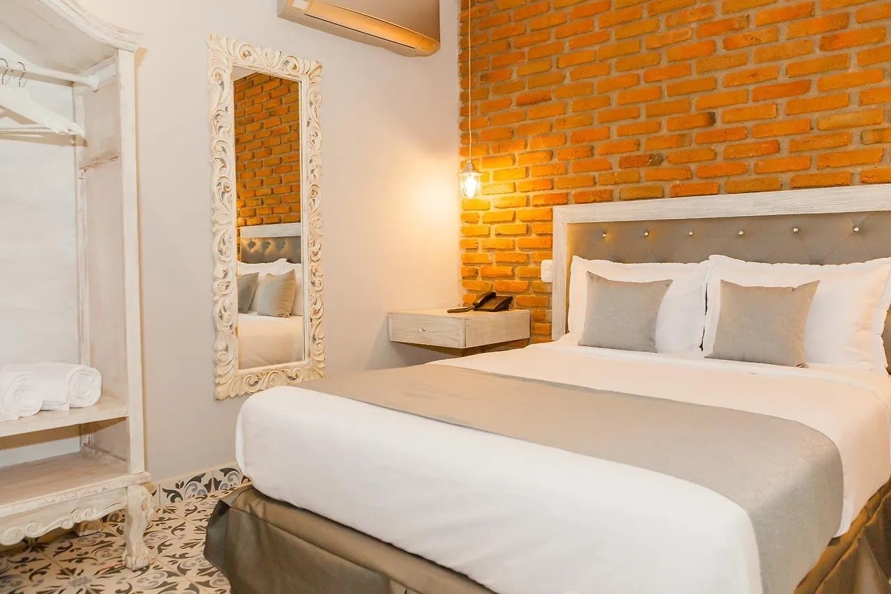 Hotel Boutique Adaz Santa Marta